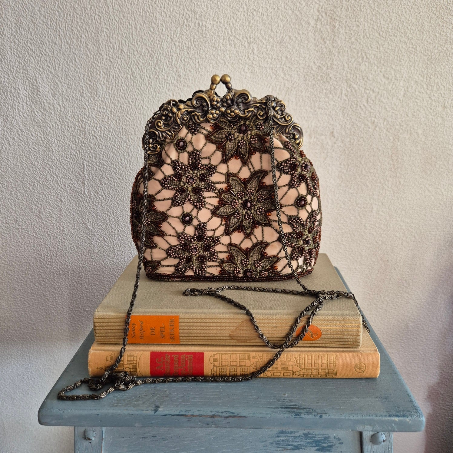 Antieke handtas uit de late Victoriaanse tijd