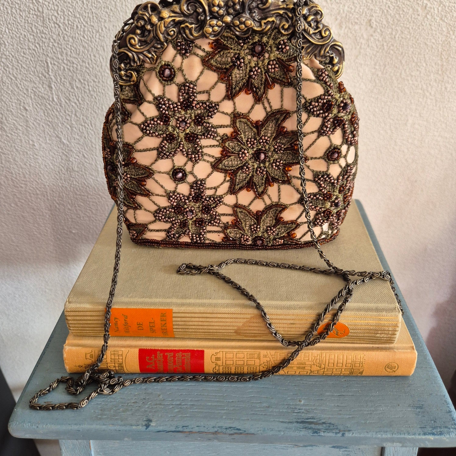 Antieke handtas uit de late Victoriaanse tijd