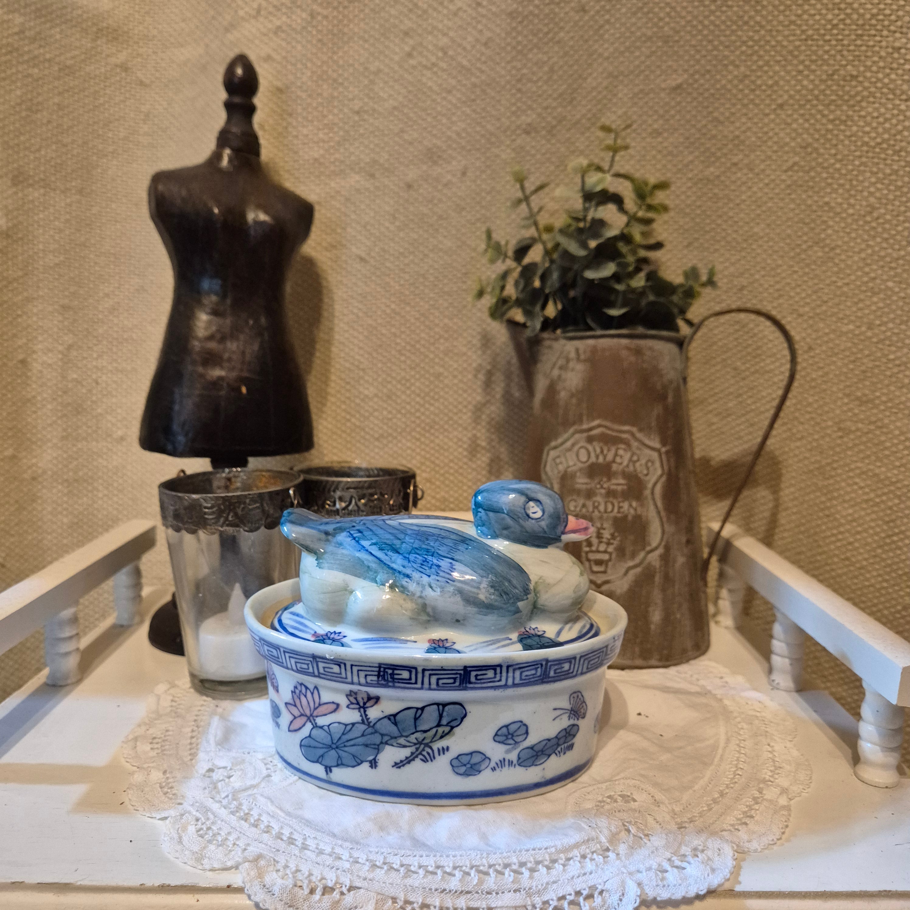 Vintage keramieken chinese botervloot