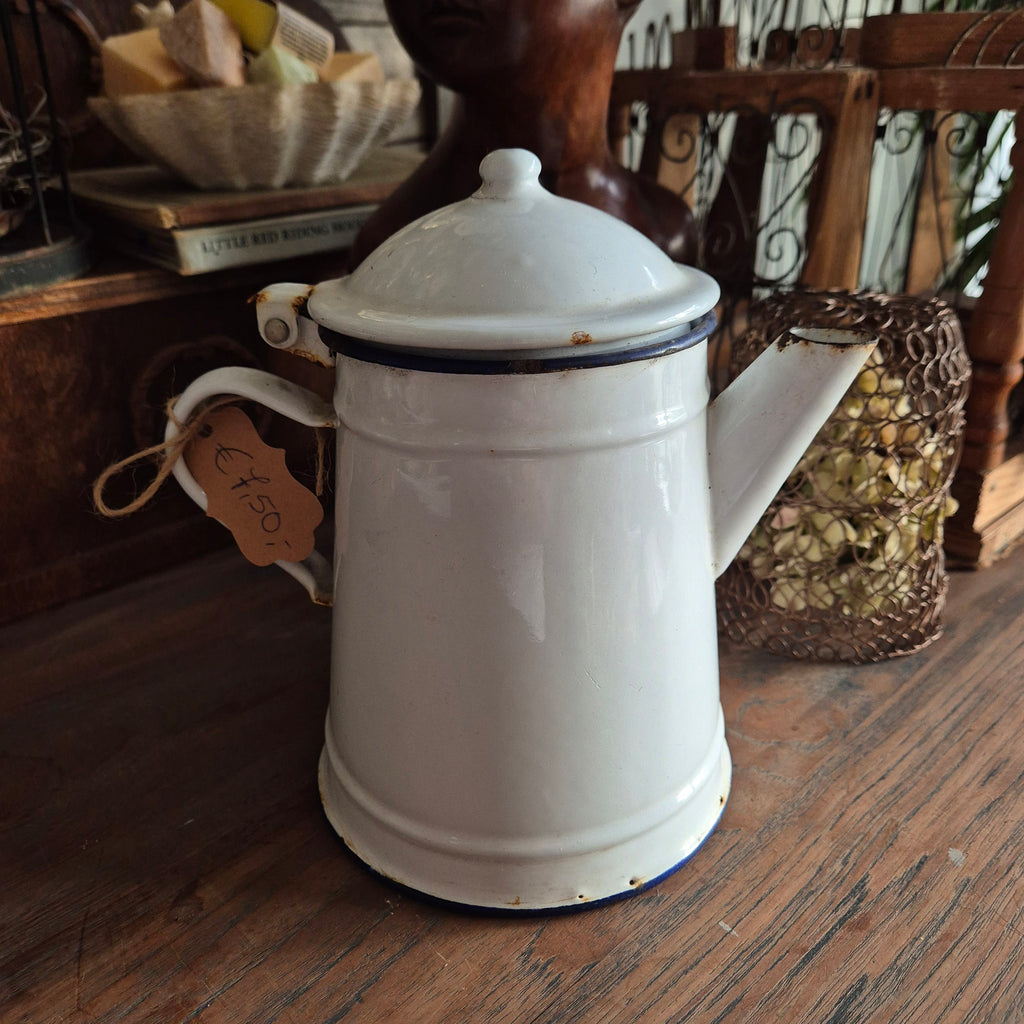 Vintage emaile theekan