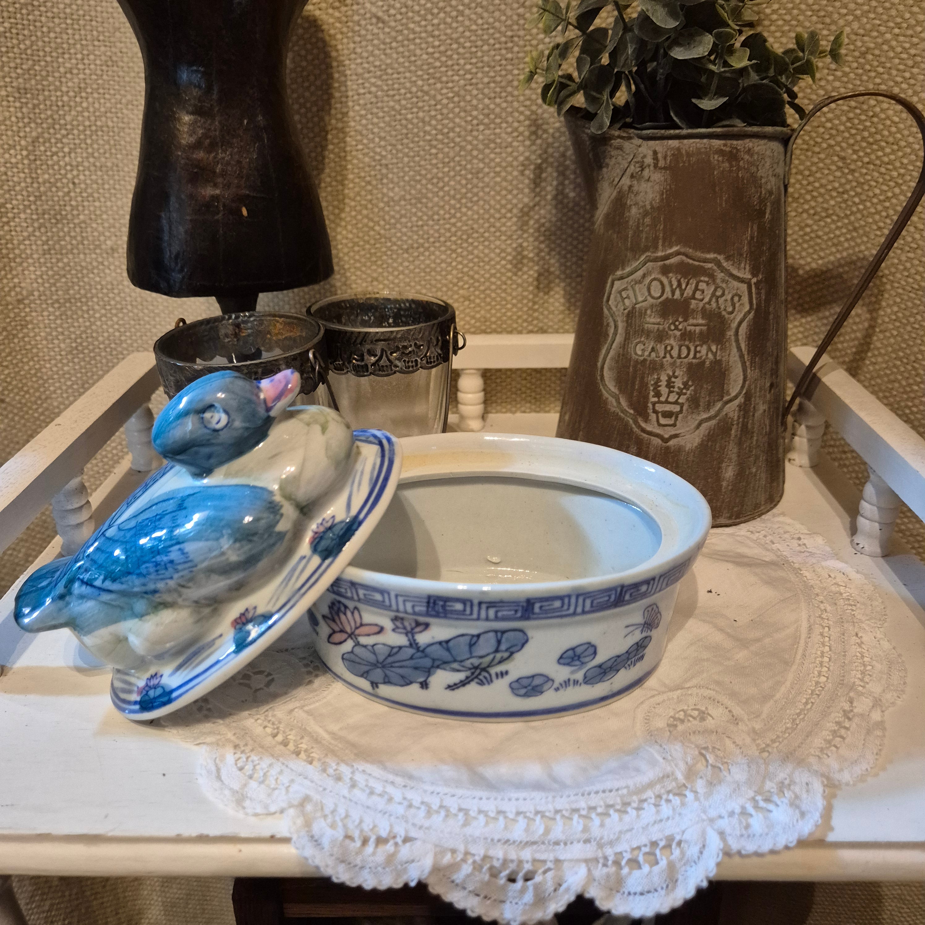 Vintage keramieken chinese botervloot