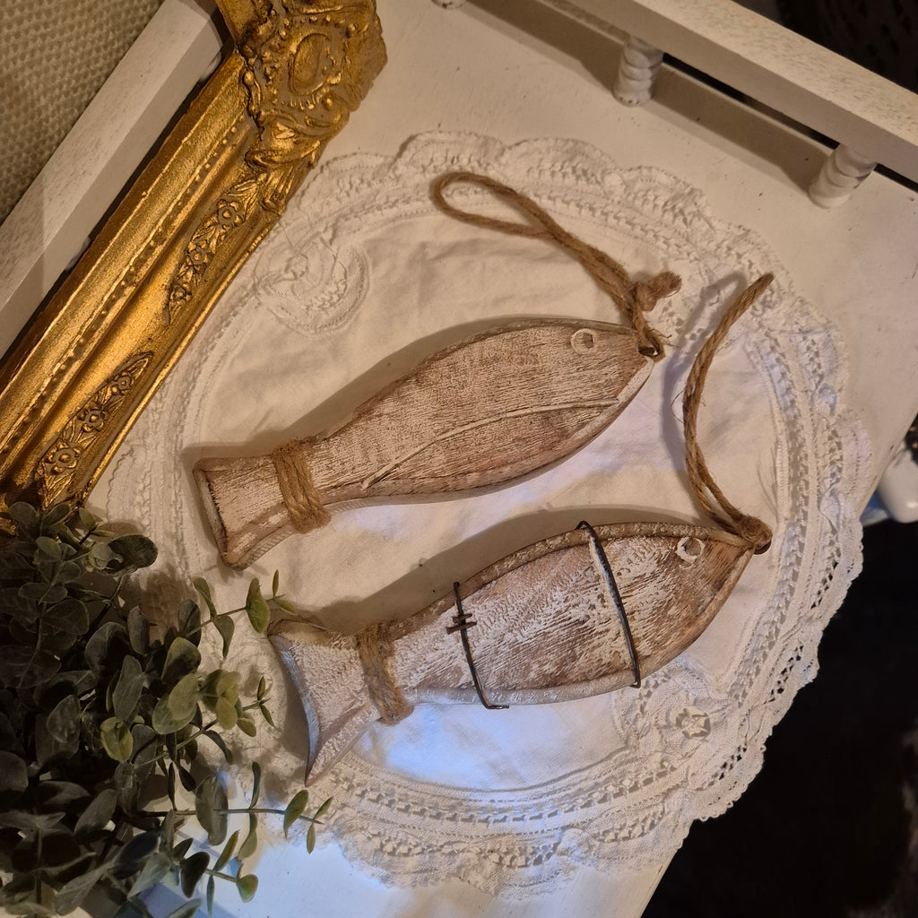 Set van twee houten visjes
