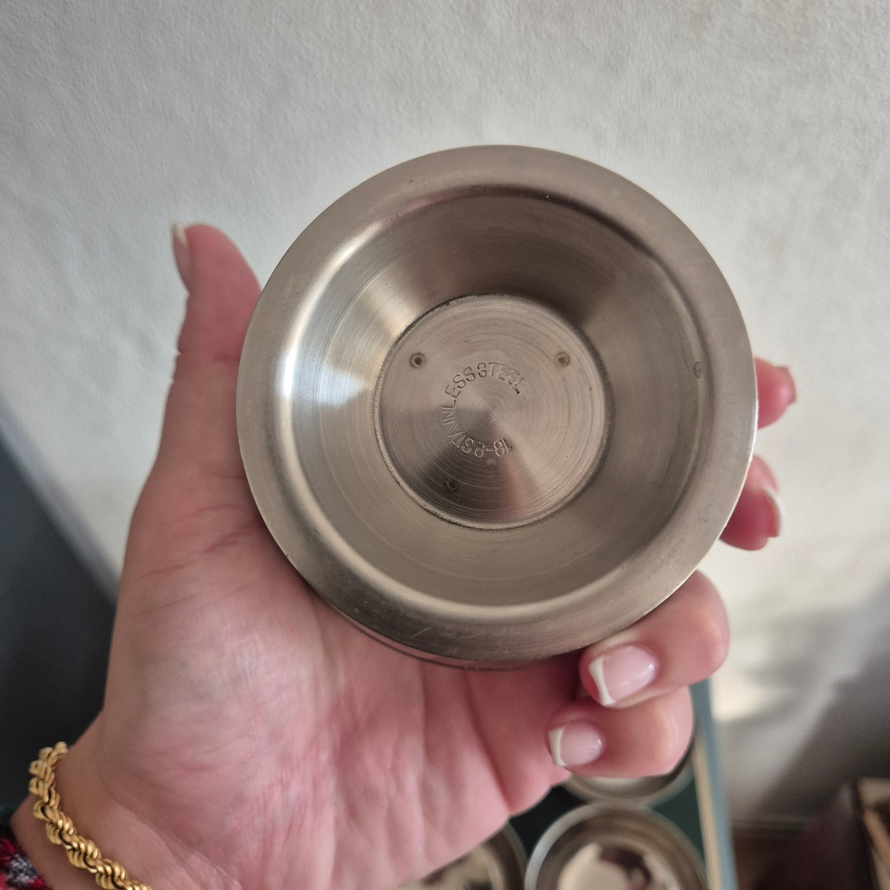 Vintage stainless steel ijscoupes