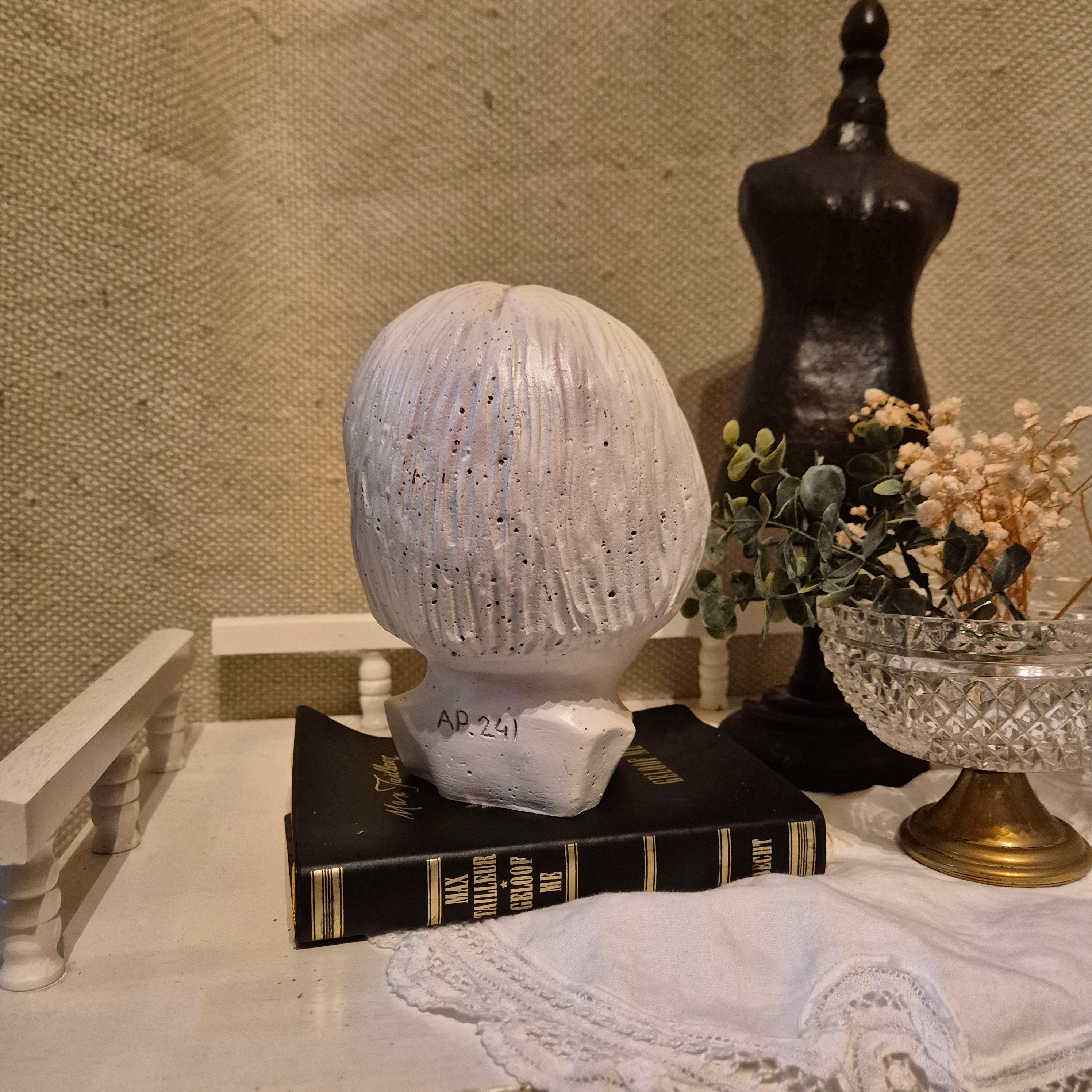 Vintage hoofdje meisje