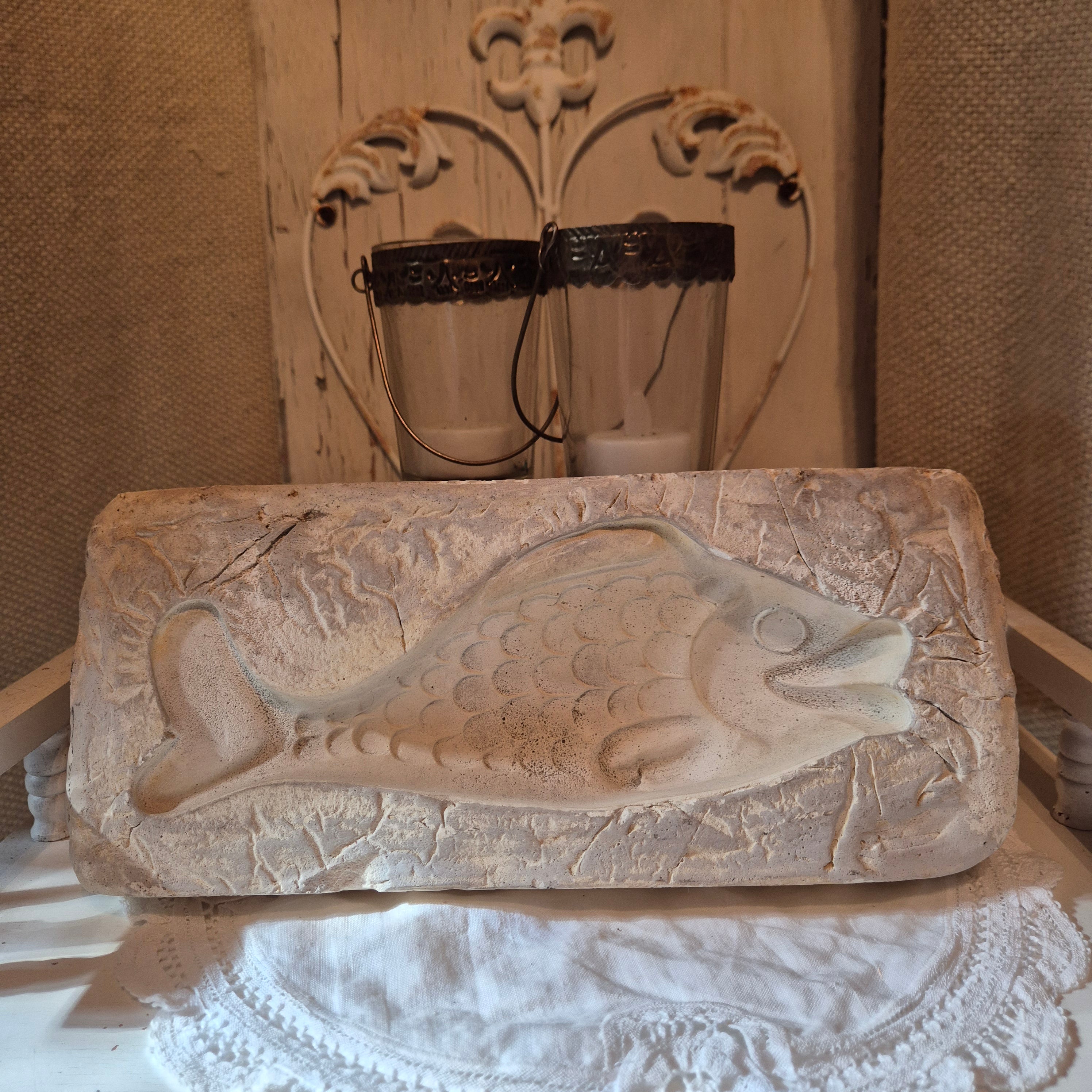 Brocante kalksteen Mal van Vis