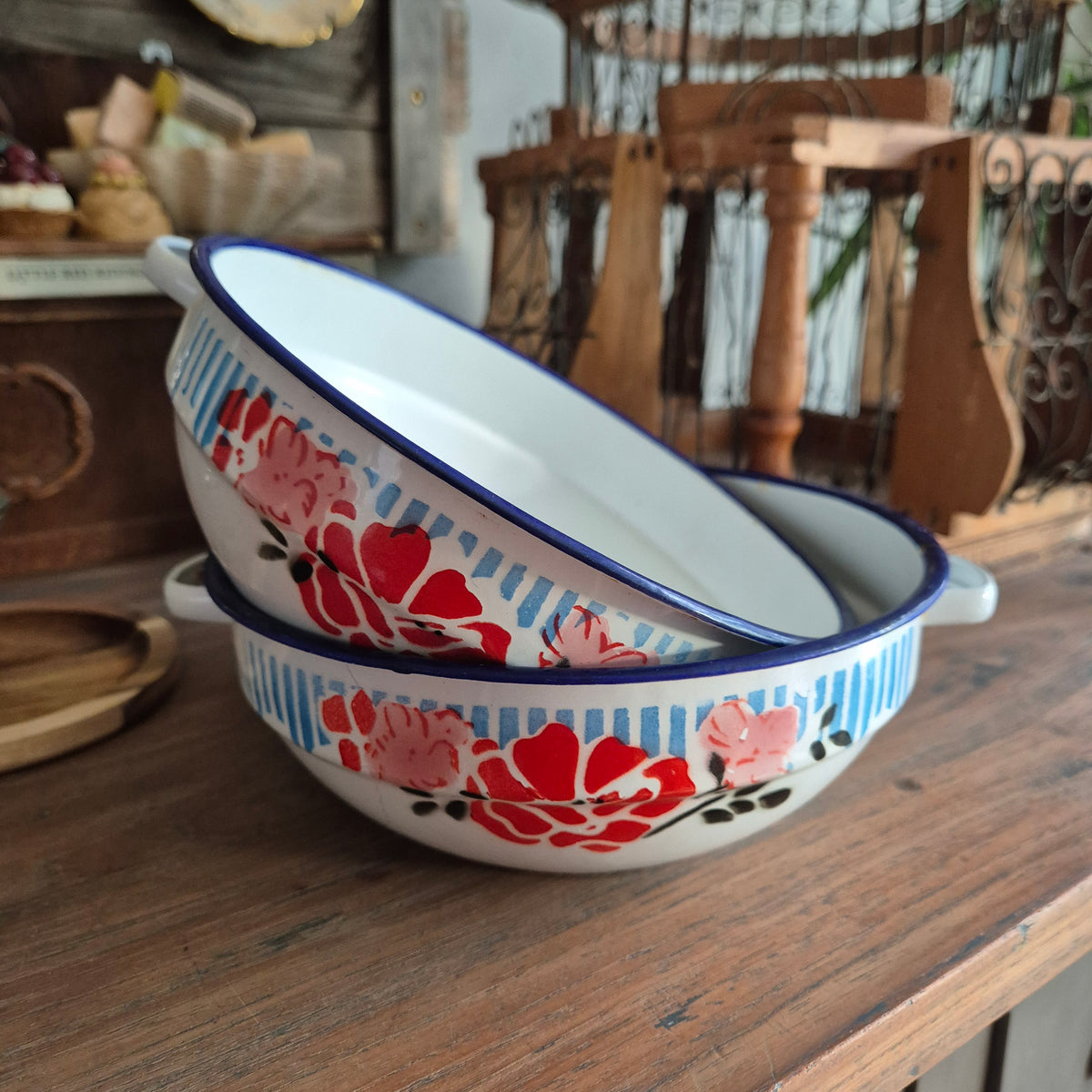 Vintage emaile bumper harvest China mengkommen
