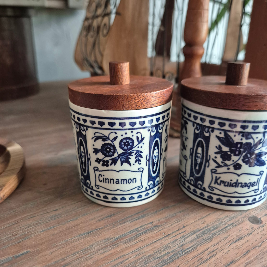 Set van twee vintage kruidenpotjes Delfst Blauw