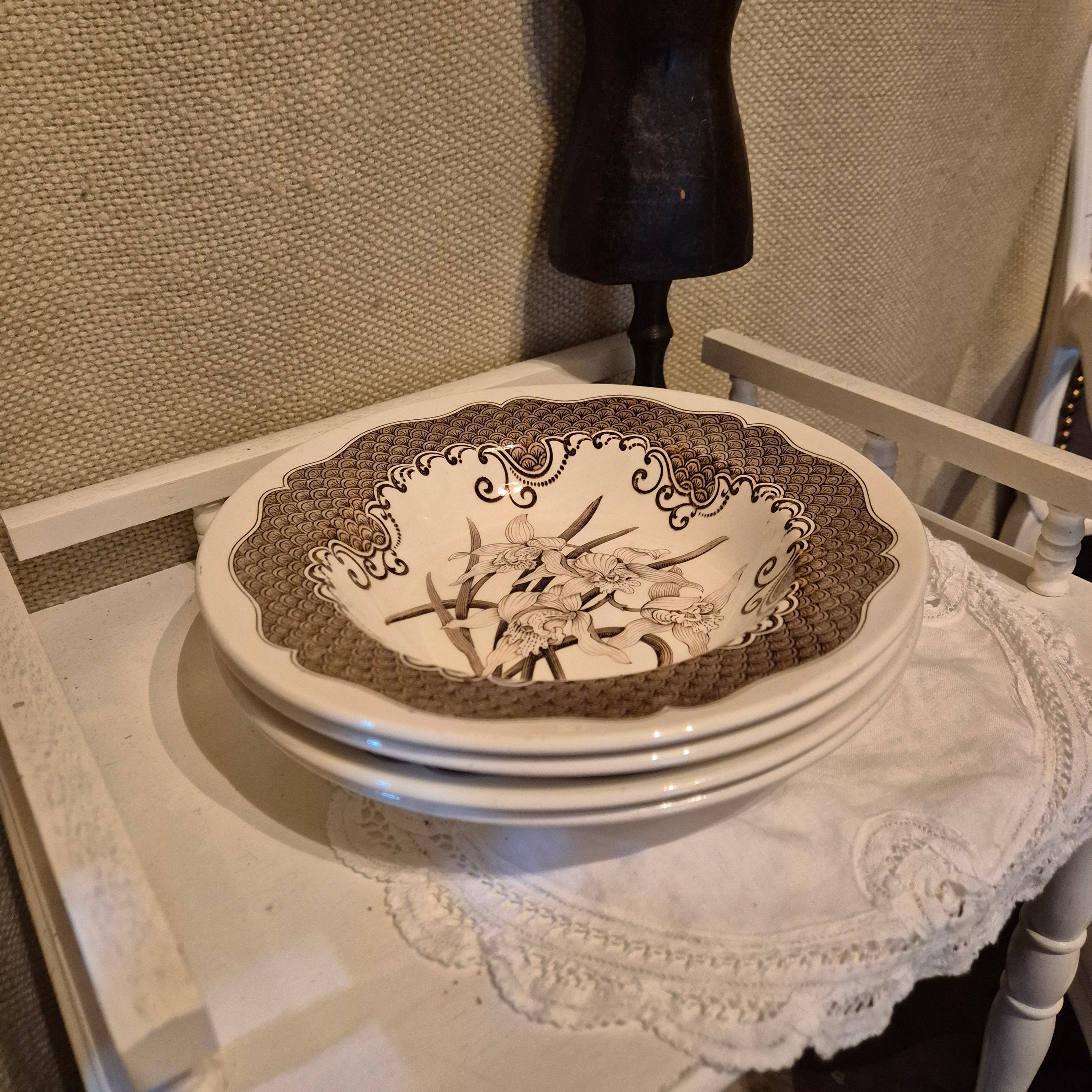 Vintage set van 4 diepe borden