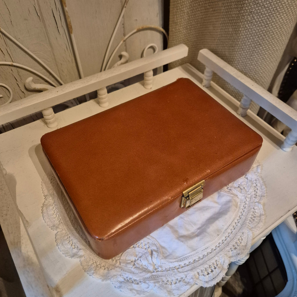 Vintage lederen sieraden doosje