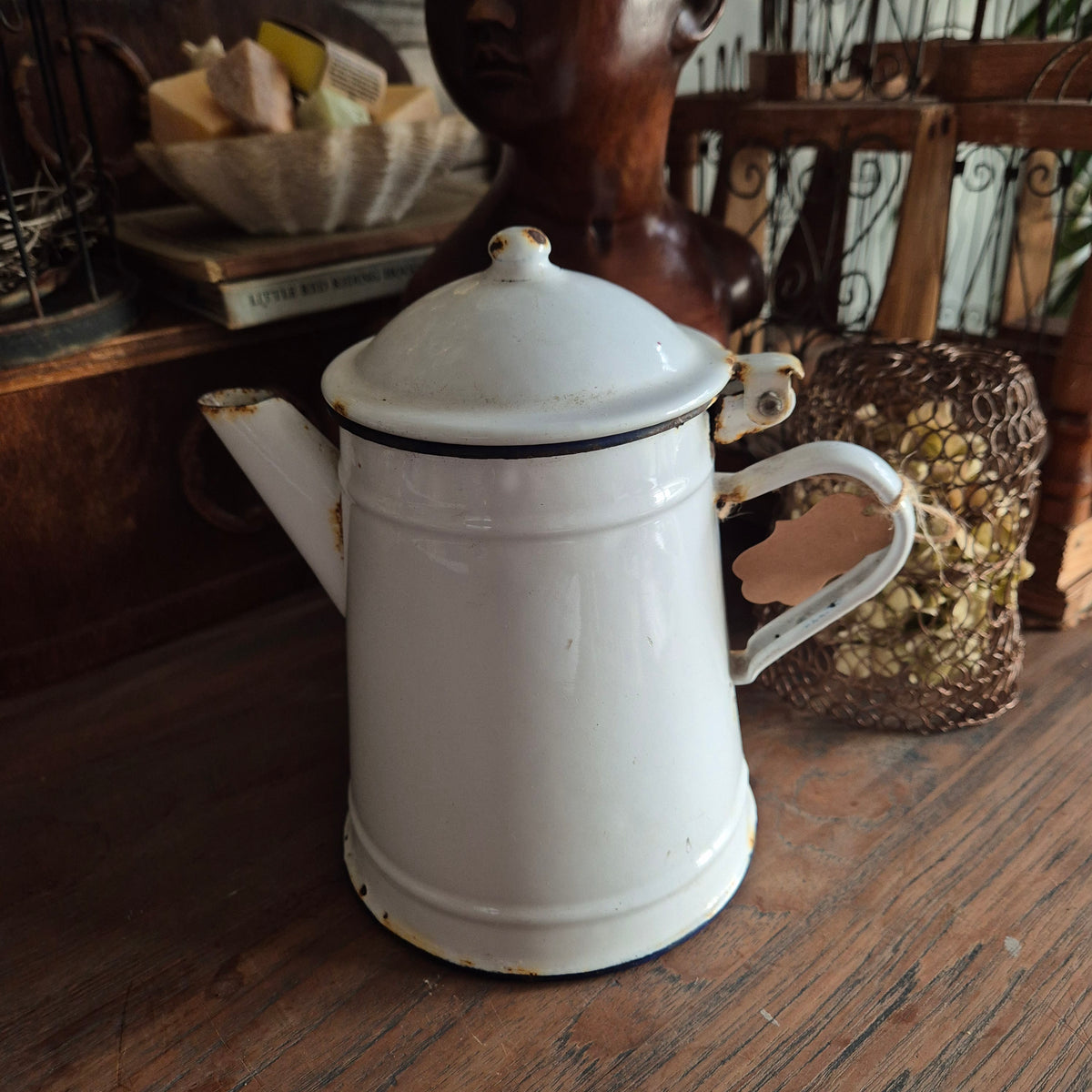 Vintage emaile theekan
