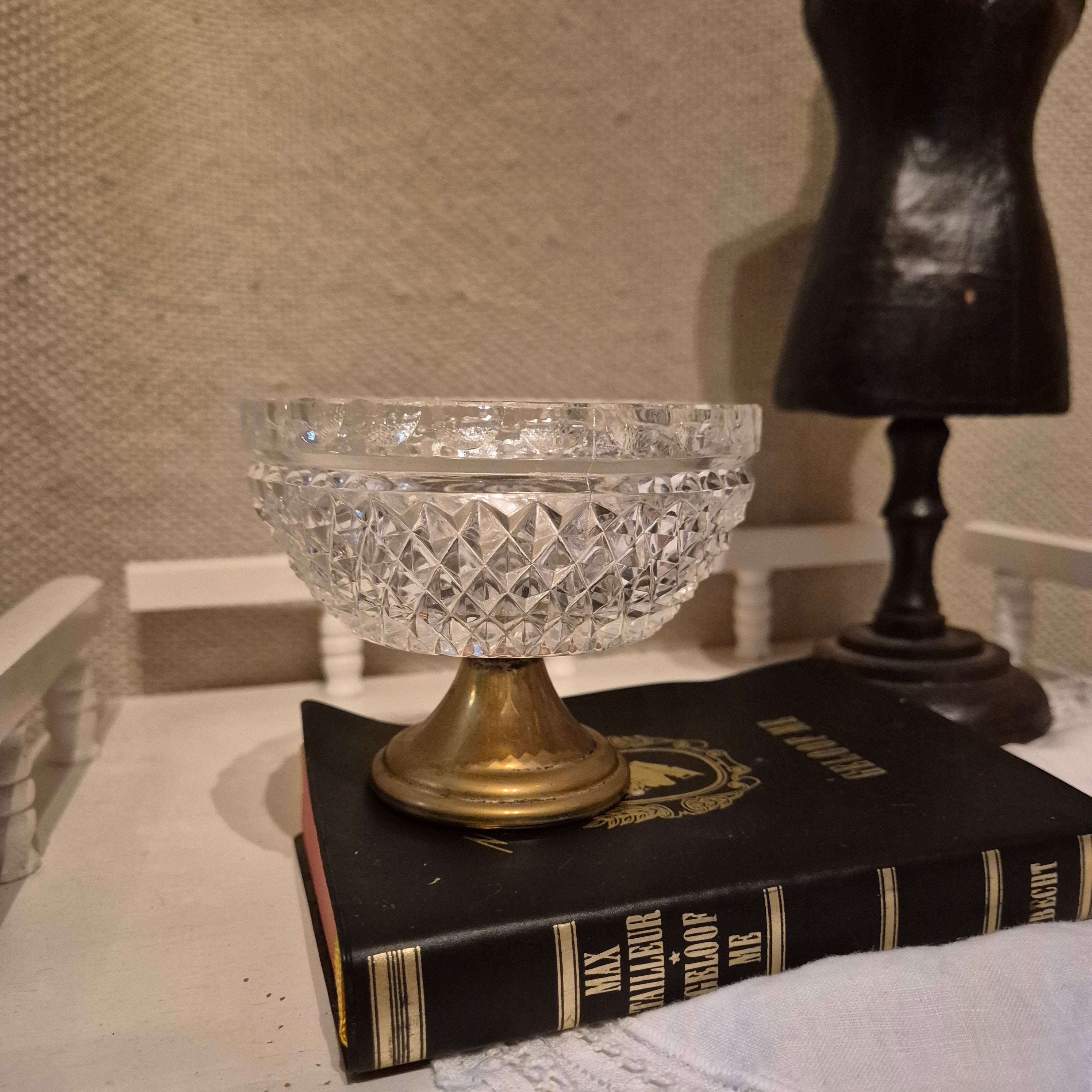 Vintage glazen bonbonniere