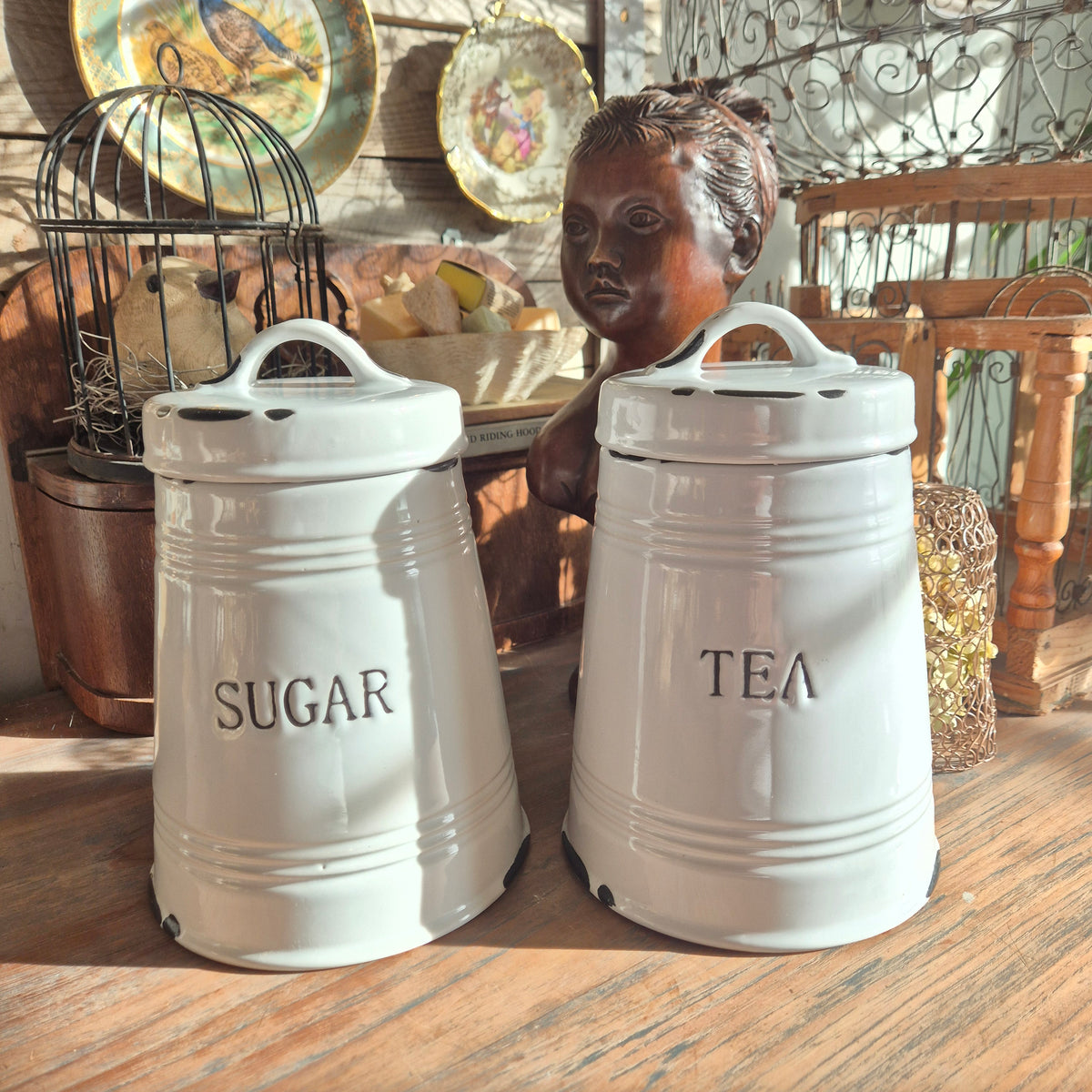 Brocante suiker en thee voorraadpotten