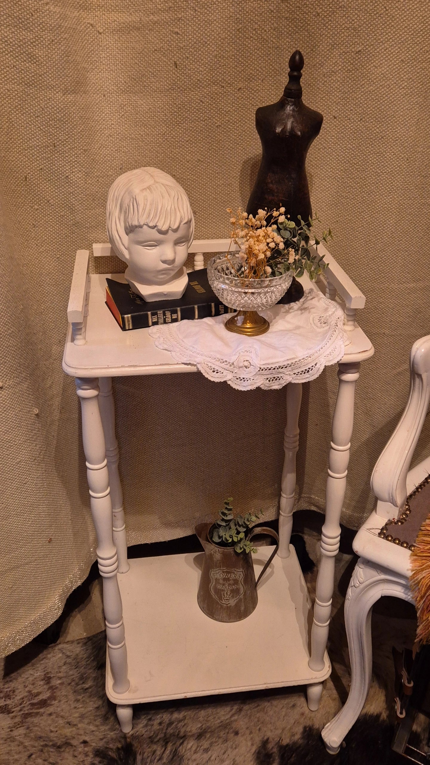 Brocante bijzet tafeltje wit