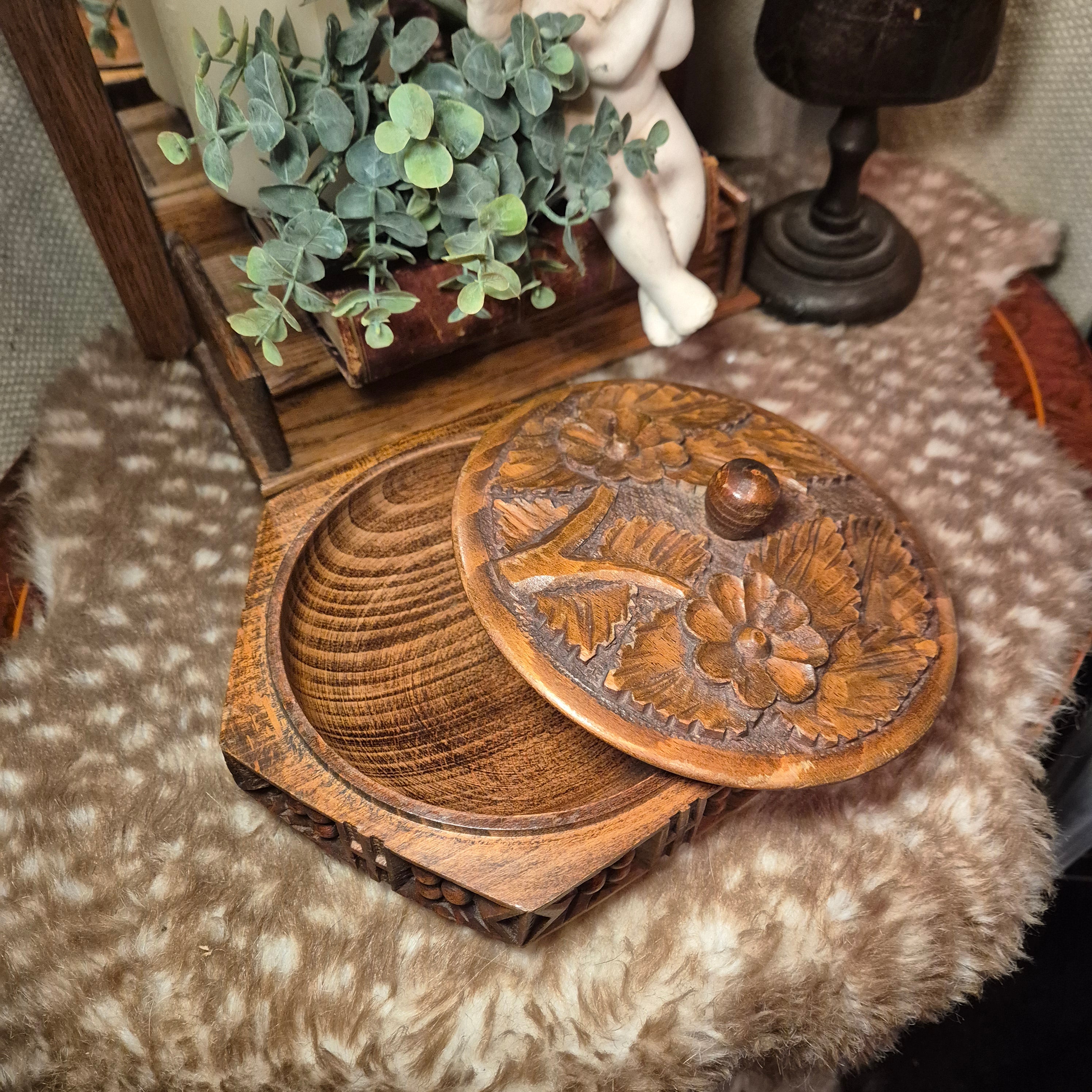 Vintage houten sieradendoos