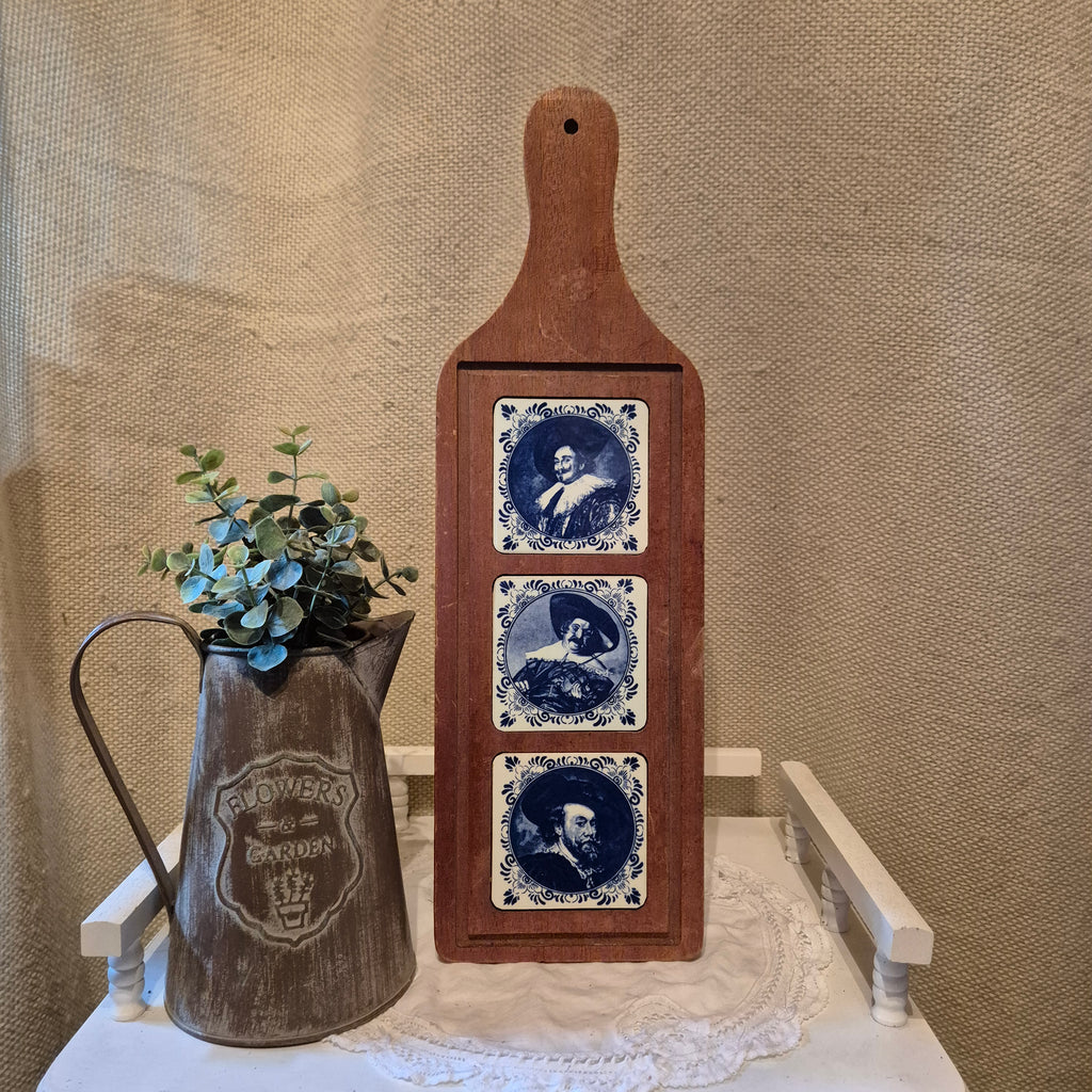 Houten dienblad met Delfst blauwen tegels