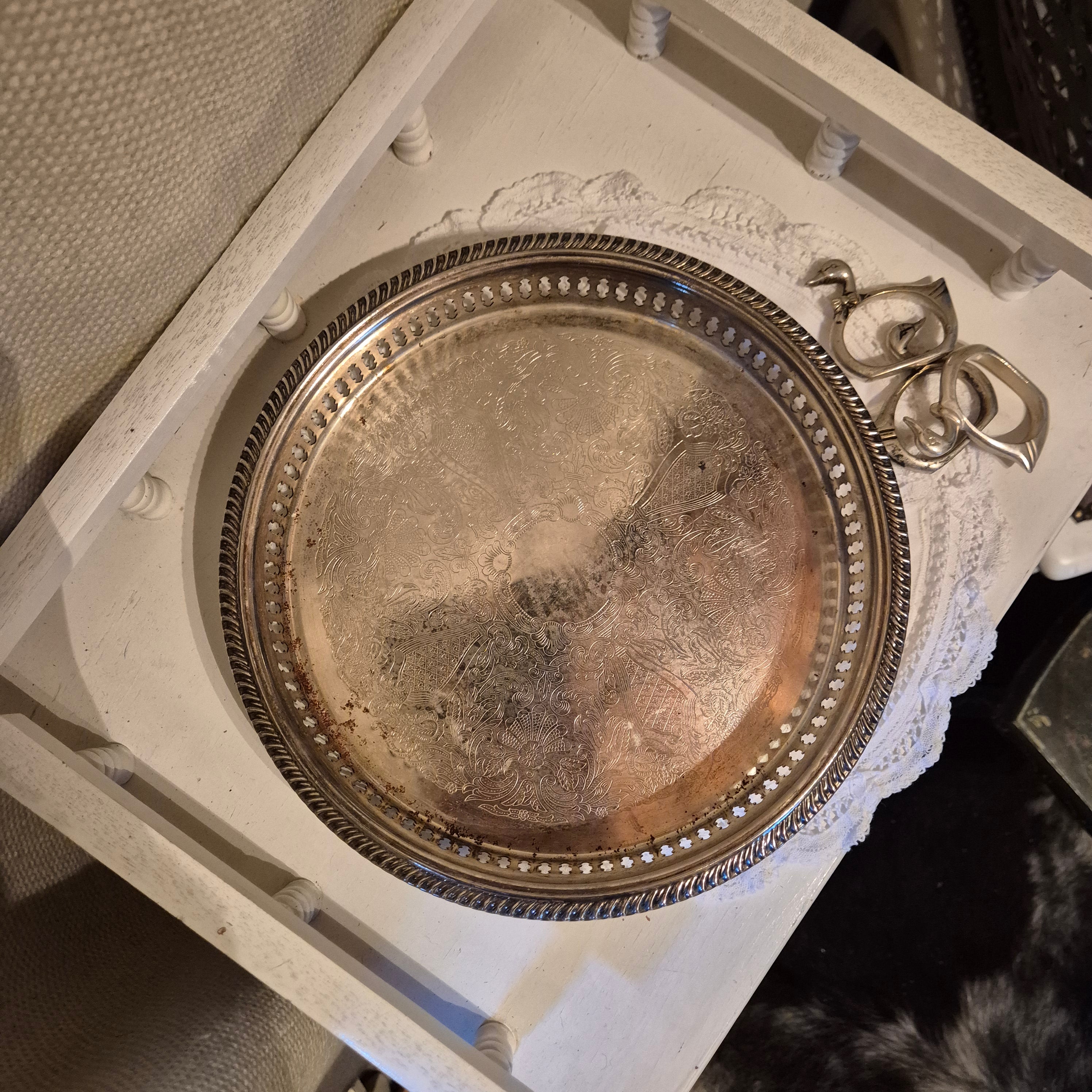 Zilverkleurig vintage dienblad