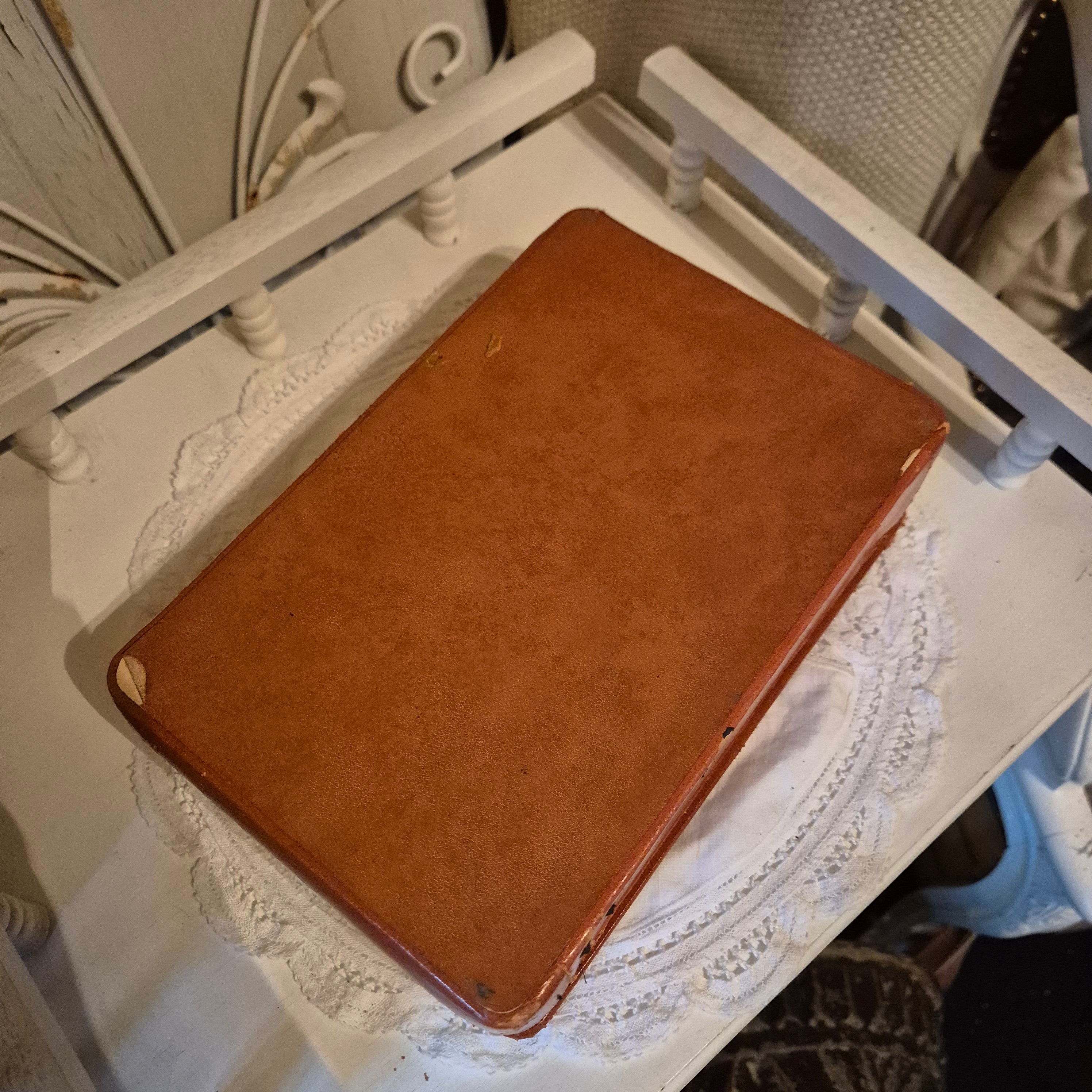 Vintage lederen sieraden doosje