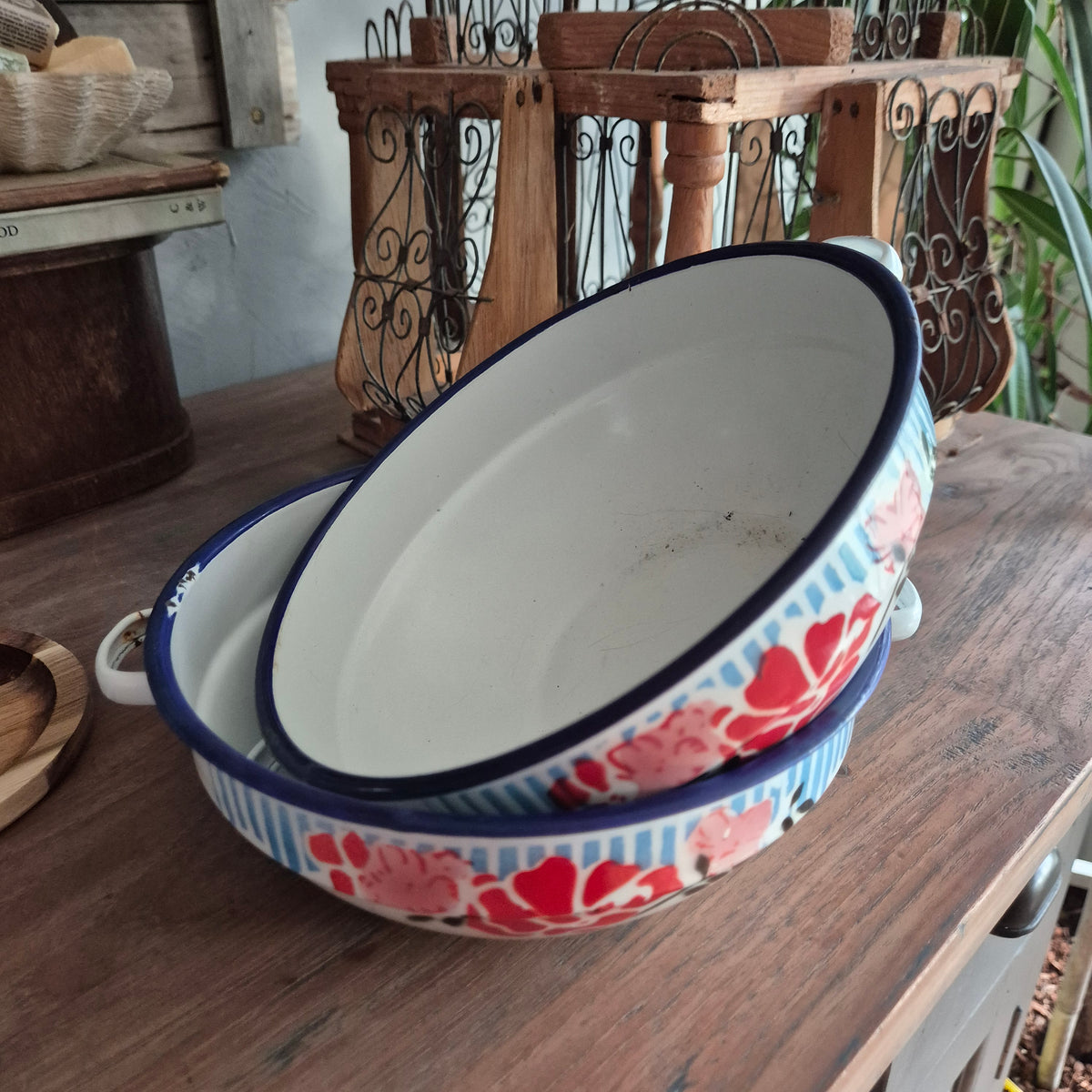 Vintage emaile bumper harvest China mengkommen