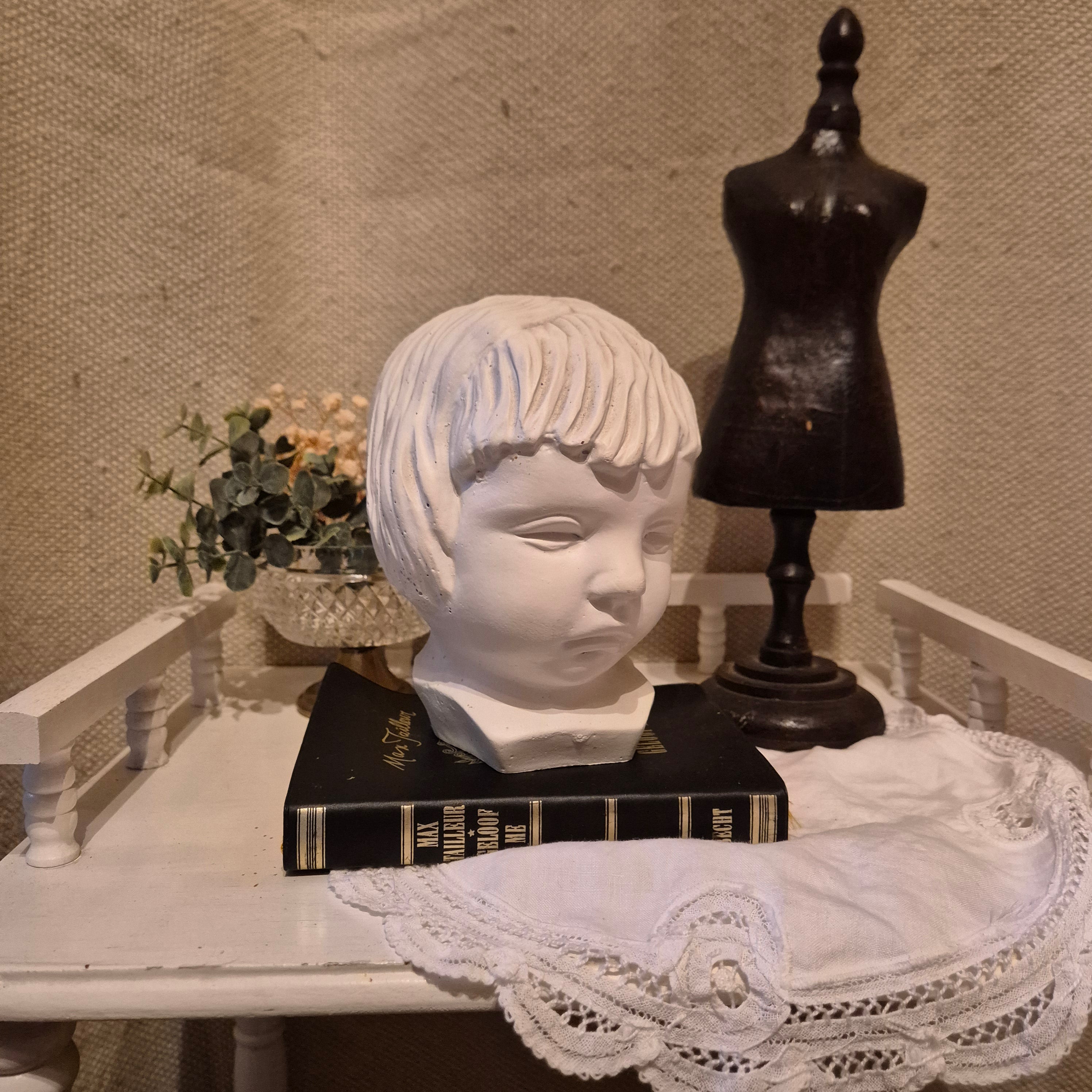 Vintage hoofdje meisje